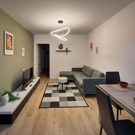 טיראנה New Bazaar Cane Apartment 3 מראה חיצוני תמונה