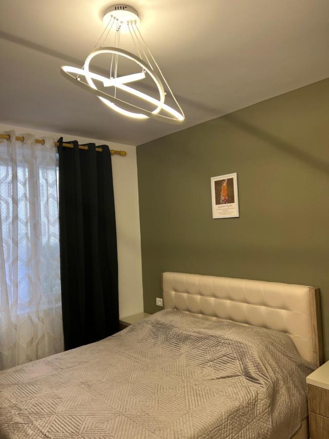 טיראנה New Bazaar Cane Apartment 3 מראה חיצוני תמונה